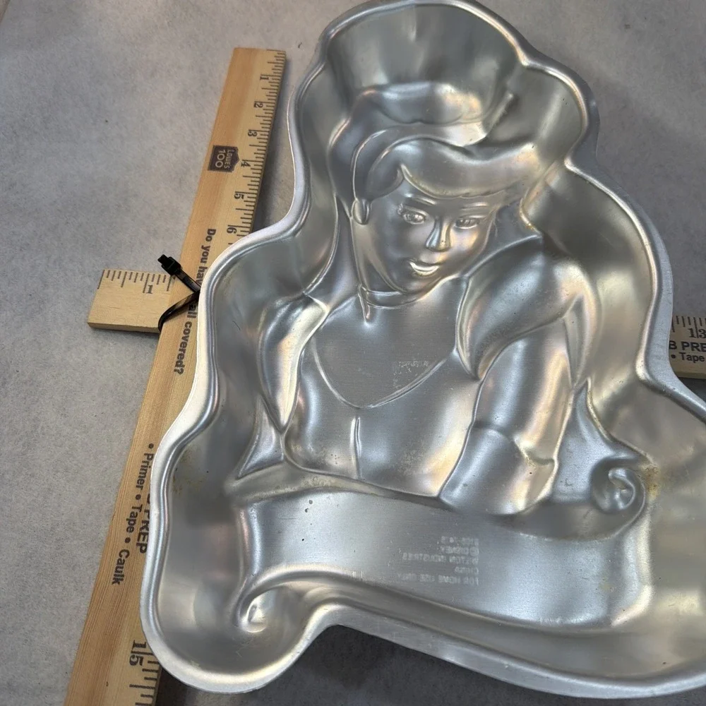 Wilton Disney Cinderella Princess Cake Pan 2105-7475 China Bin‎ 24